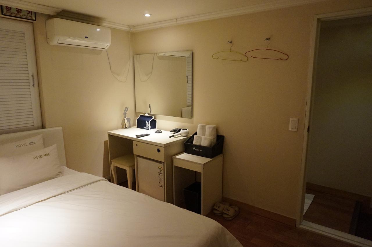 Hotel Mini ปูซาน ภายนอก รูปภาพ